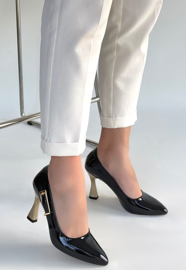 Motya Siyah Rugan Topuklu Ayakkabı